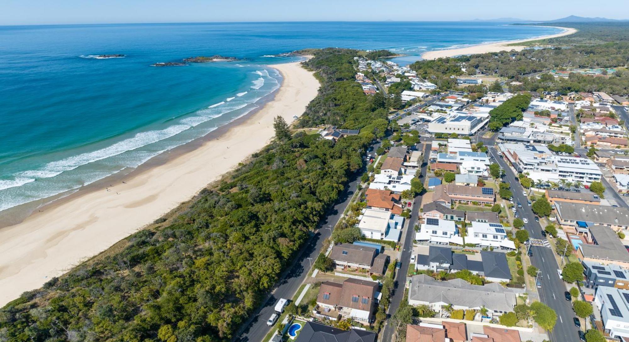 Sawtell Beachfront Villa - 2 Mins To Everything! Luaran gambar